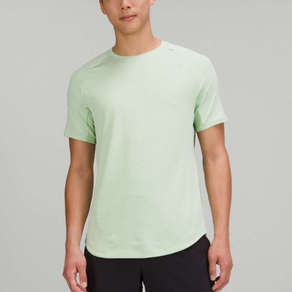 Lululemon Men's Drysense Shirt - Small